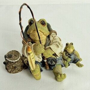 Boyds Ribbet Co Frogmorton Tad Fishing Figurine Harmony Kingdom